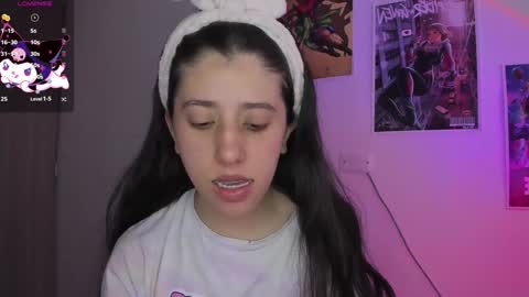 Snapshot of bunnyy09 chatting on January 24, 2:51 pm Jess online show from January 24, 2:51 pm