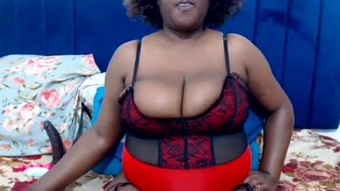 bustychocx online show from June 15, 6:19 pm