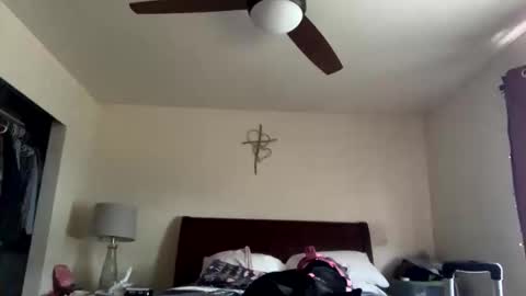 calishop1 online show from February 17, 5:56 pm