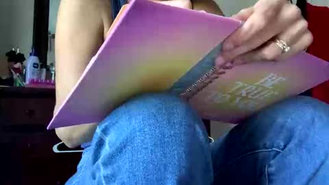 calishop1 online show from February 5, 5:16 pm