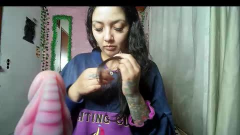 paula online show from February 23, 7:30 am