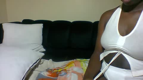 Snapshot of camclit chatting on October 11, 3:48 pm Princess online show from October 11, 3:48 pm