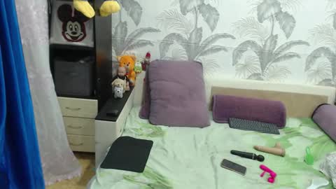 Snapshot of camdiva1 chatting on September 12, 1:39 am CamDiva1 online show from September 12, 1:39 am