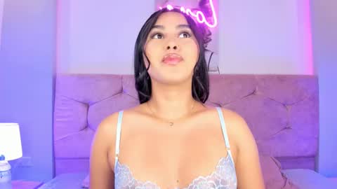 Camelia Smith online show from December 3, 3:07 am