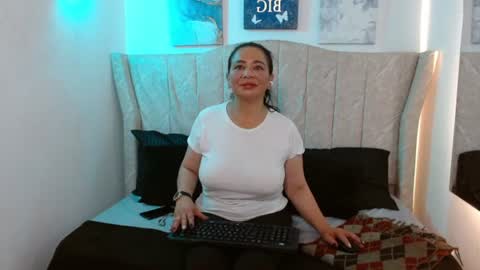 CAMI online show from July 21, 2:51 pm