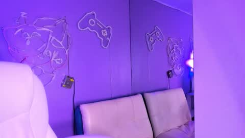 Camila Osorio online show from January 10, 8:35 pm