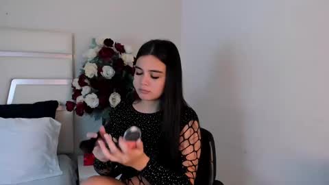 Camila online show from December 30, 8:25 pm