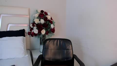 Camila online show from January 4, 7:34 pm