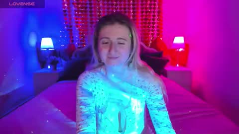 camilladreamer online show from February 19, 4:50 pm