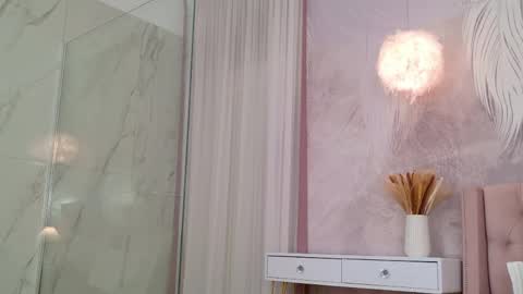 Camilla online show from March 18, 5:56 am