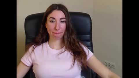 cammila horn online show from January 18, 6:15 pm