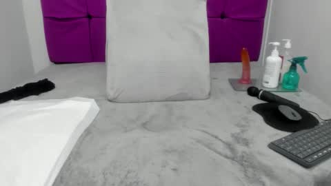 candy_big_tits18 online show from January 8, 12:58 am