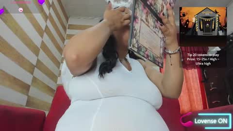 Candy  Brown online show from October 31, 2:10 pm