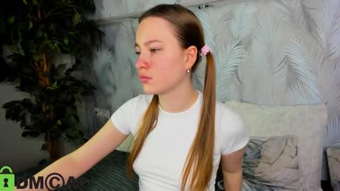 Candy online show from October 27, 1:56 am