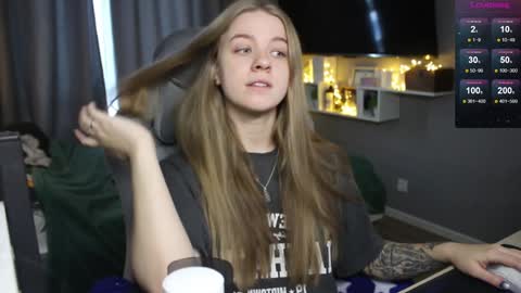 Megan online show from December 17, 10:23 am