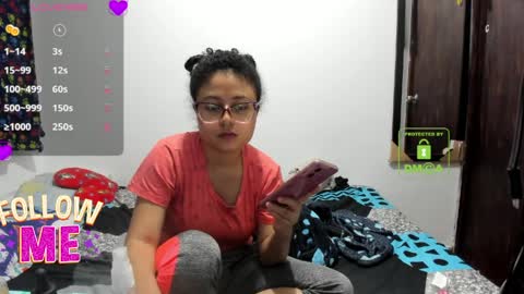 candy_val online show from April 1, 6:36 am