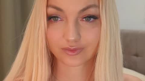 candycathc online show from March 14, 1:28 am