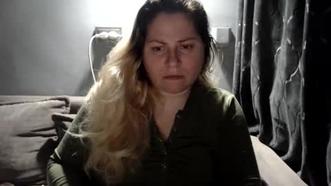 Laura online show from February 20, 7:26 pm