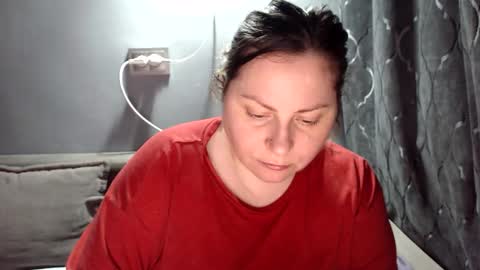 Laura online show from January 9, 7:07 pm