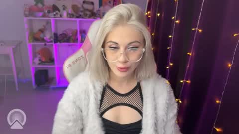 You can call me HH online show from September 21, 6:39 pm