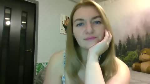 Daisy online show from January 12, 10:37 pm