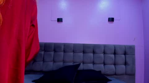 Candypoppyy77 online show from June 12, 3:03 am