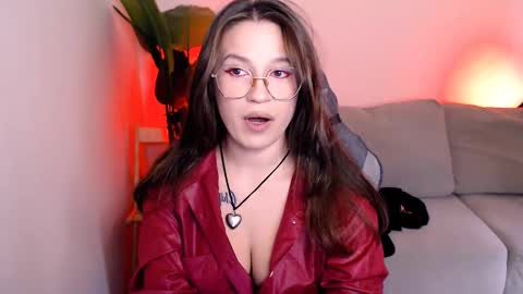 Mary online show from October 30, 6:05 am