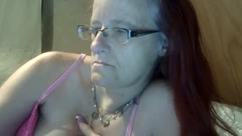 carleeswoman08 online show from April 14, 12:05 pm