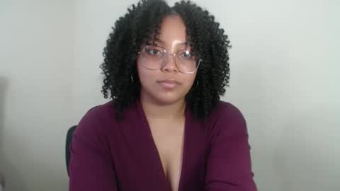 CARAMEL xoxo online show from March 23, 2:34 pm