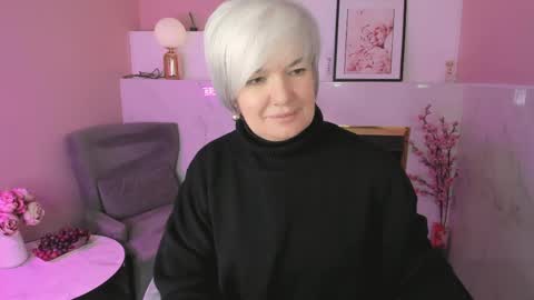 Carmen online show from April 19, 8:55 pm