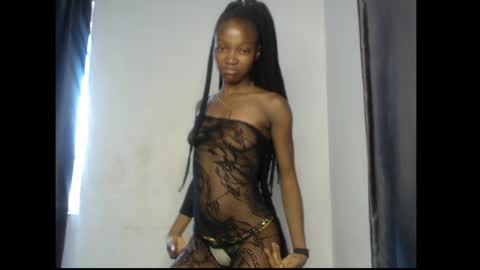 caroline online show from April 18, 12:18 pm