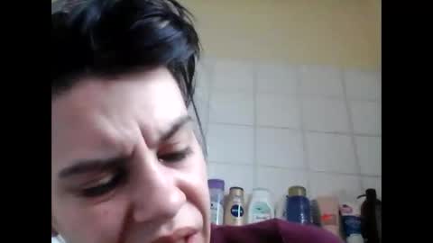 Snapshot of caroisback chatting on September 17, 12:03 pm caroisback online show from September 17, 12:03 pm