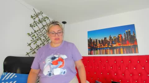 Carolina online show from November 17, 4:40 pm