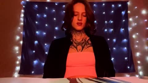 carycalonsag online show from March 5, 7:20 pm