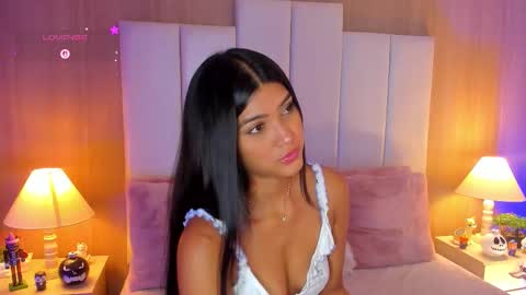 Snapshot of caseypierce_ chatting on October 20, 8:01 pm Casey Pierce New Account online show from October 20, 8:01 pm