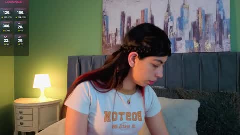 cassie_bloom online show from April 16, 4:24 am