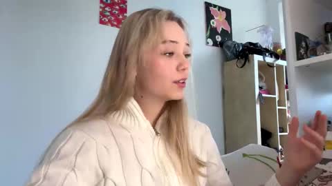 Olivia online show from February 17, 9:08 am