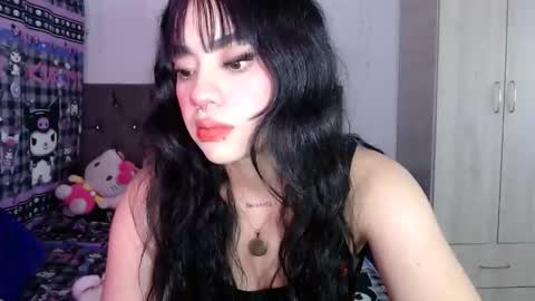 Mila online show from November 15, 7:31 am