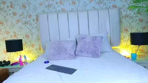 Dani   online show from November 7, 8:47 pm