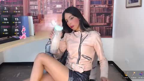 Queen Catalella online show from November 13, 5:17 am