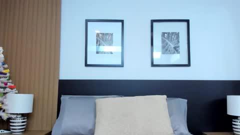 catalina online show from December 20, 4:49 am