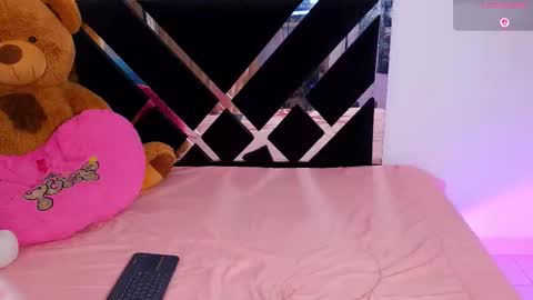 Catalina  online show from February 21, 12:33 am