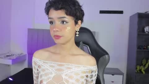 Cat  online show from February 25, 8:32 pm