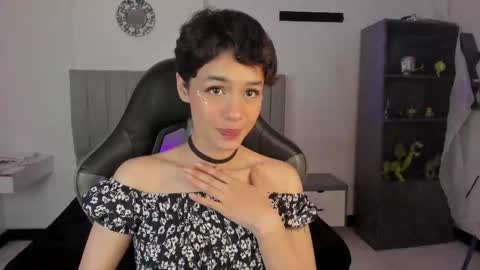 Cat  online show from February 18, 8:26 pm