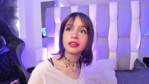 Cat  online show from December 14, 2:10 pm