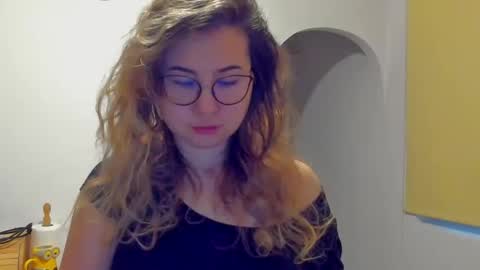 Kat online show from January 14, 9:45 am