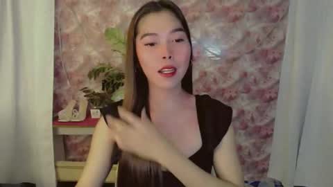 catherine_365 online show from April 28, 9:46 am