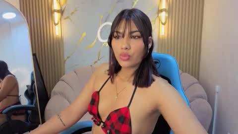 catherine_b_ online show from October 9, 8:13 pm