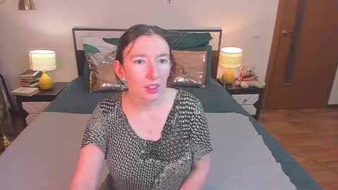 Catrin online show from February 3, 3:26 am