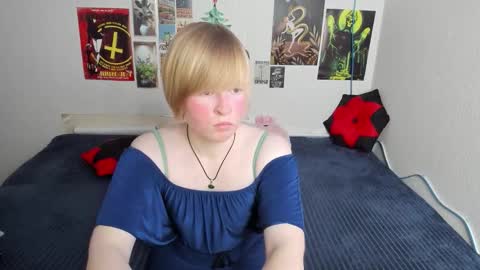 cattie_w_ online show from February 28, 1:16 am